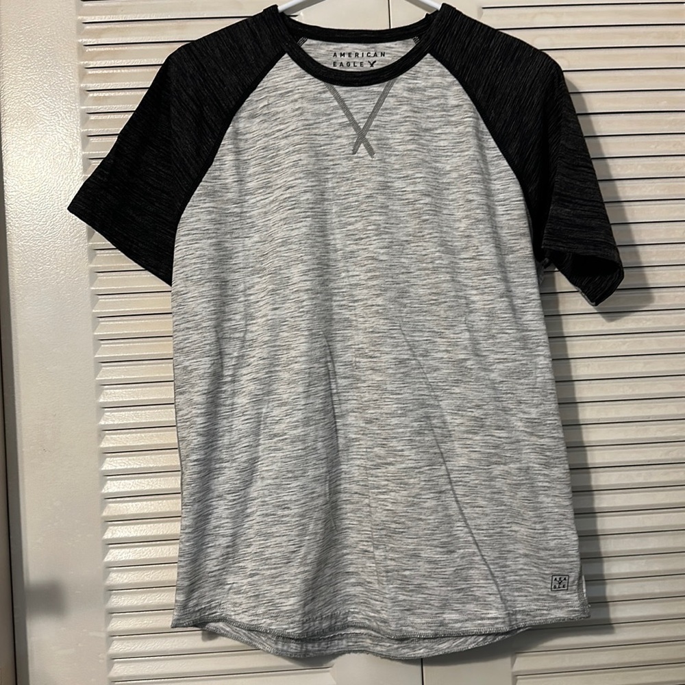 American Eagle Baseball Shirt Small Grey and Black